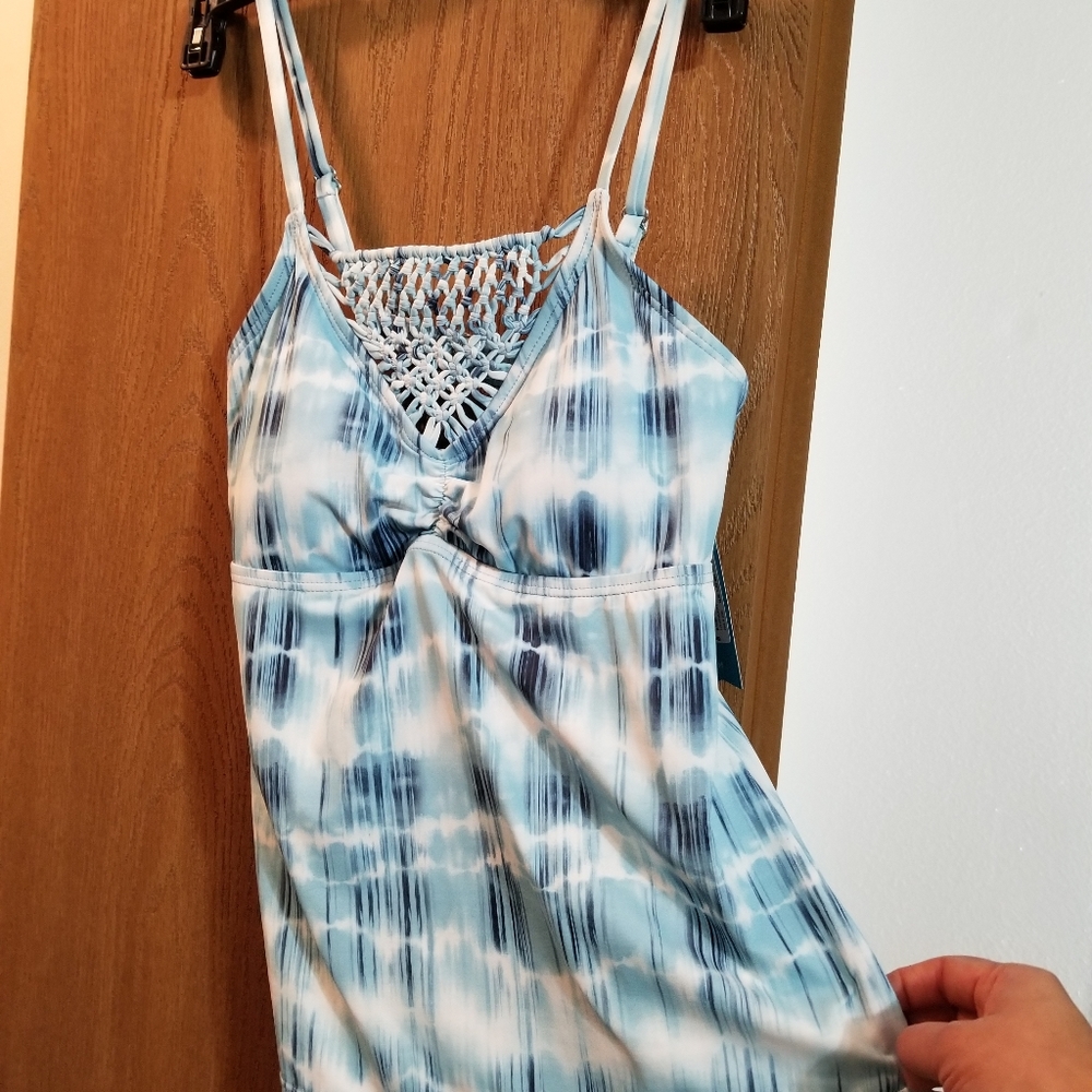 Swimming suit bikini top. Blue. New. Medium